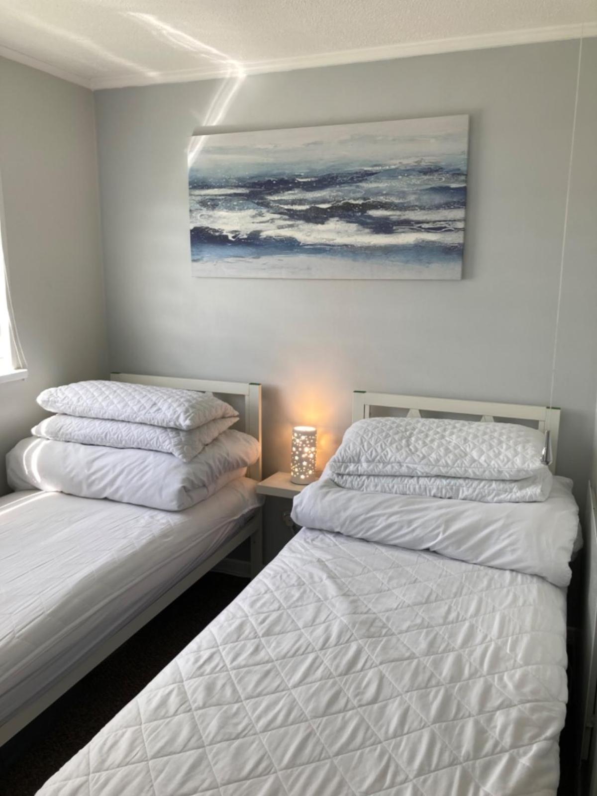 Beachcomber, Sunbeach, Scratby - Two Bed Chalet, Sleeps 4, Free Wi-Fi, Free Club Passes, Free Swimming And Pet Friendly Eksteriør billede